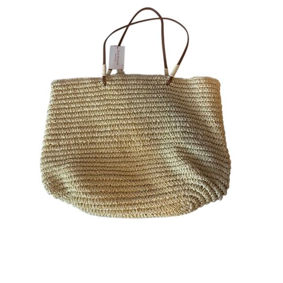 NWT Isaac Mizrahi New York Straw Tote w/ Matching Pouch Pom Poms Beach Vacation - Picture 2 of 6